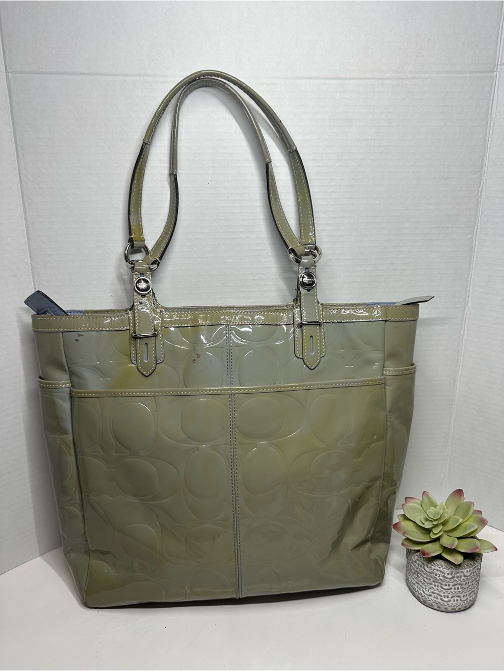 Coach Olive Patent Shoulder Tote - Women's Bag